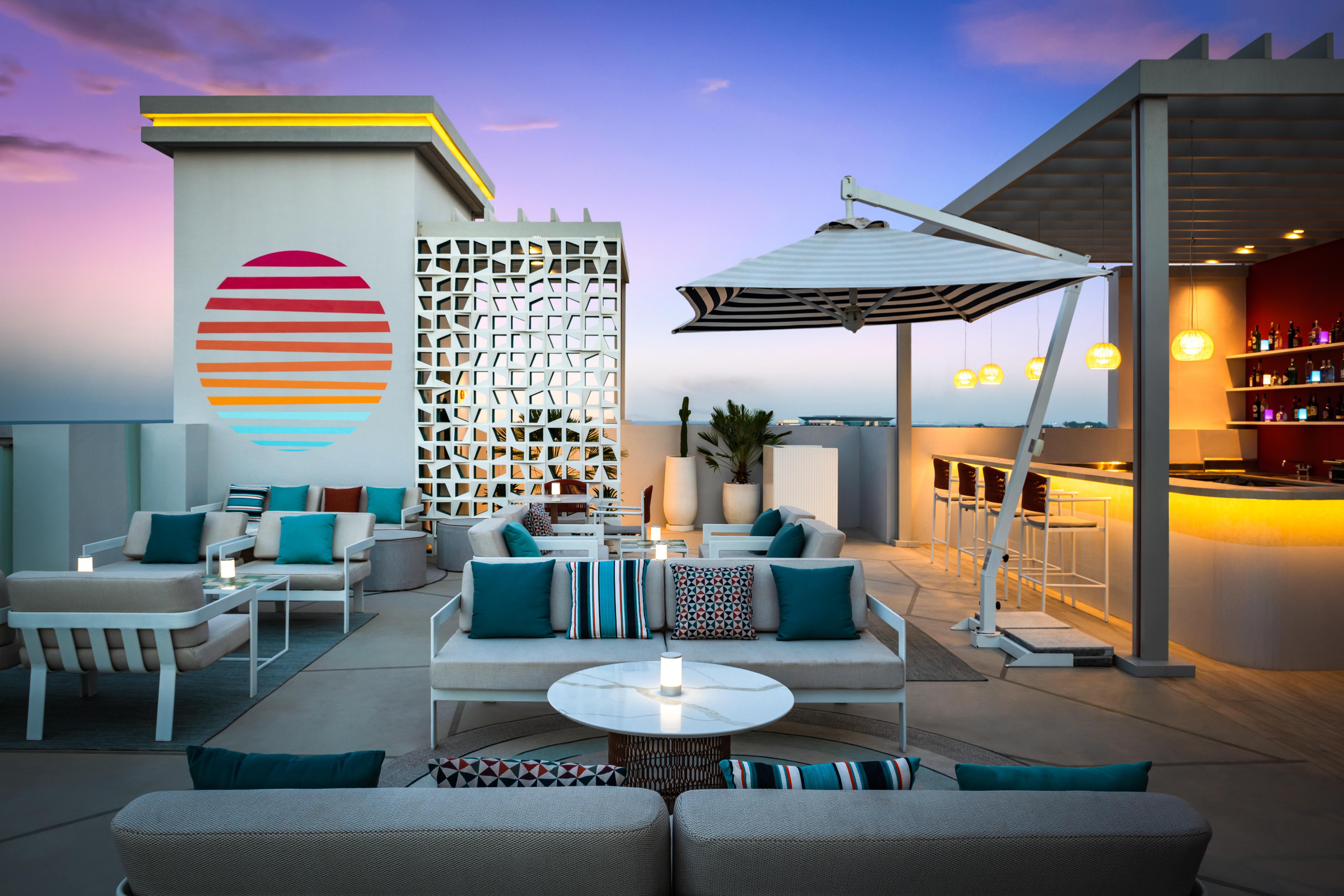 Vida Beach Resort Umm Al Quwain Exteriör bild The rooftop bar at the hotel